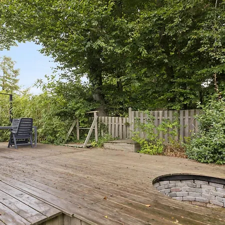With 3 Bedrooms And Terrace Leilighet Skælskør